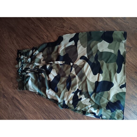 Womens camo sleeveless shirt. Mazik size small - Picture 2 of 3